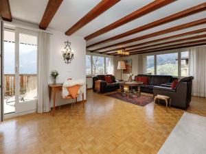 Apartment Chalet Shangri La by Interhome