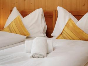 Apartment Chalet Shangri La by Interhome