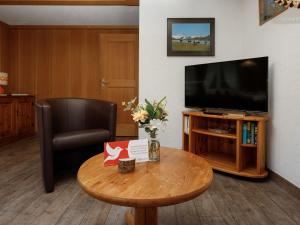 Apartment Strassscheuer-1 by Interhome