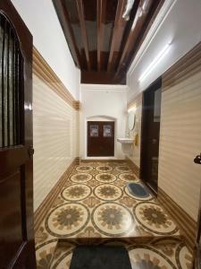 Umbrella Comfy Stays-Subbu