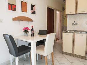 Apartment Palma-5 by Interhome