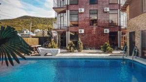 Радужный Отель - Сукко