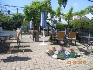 Hotels Logis Hotel des Cayrons : photos des chambres