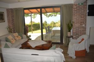 Thalantheia House