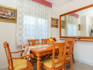 Holiday Home Figaro by Interhome