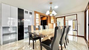 Luxury 5 BR Thaibali Villa Near Walking Street
