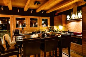 Chalet Buffalo 16P by Jolidi