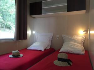 Campings Camping de l'Eouviere : photos des chambres