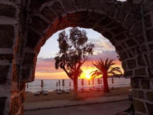 Castro Sunset Stories