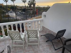 Oasis San Eugenio by Armina & Stan Ocean View Large Terrace Pool Full Kitchen