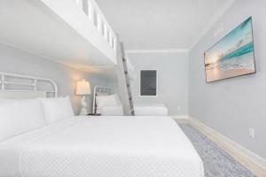 Phoenix Gulf Shores II 905