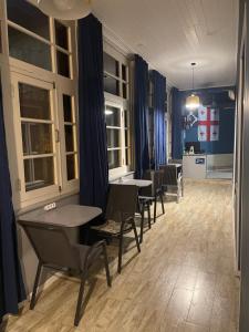Hostel Room 110