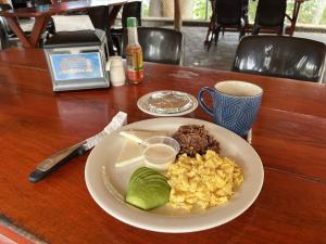 Suites Rancho El Gavilán - Lago Guija