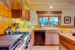 Sunny Side Lodge
