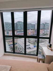 Skyline Vista 6Pax Milano Eight City Stay