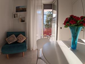 ROUTE 96 Guest House
