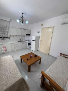 Theros Apartment
