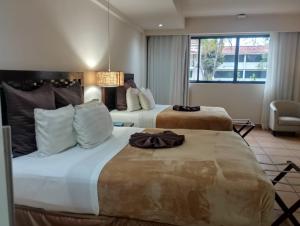 Coronado Luxury Club and Suites