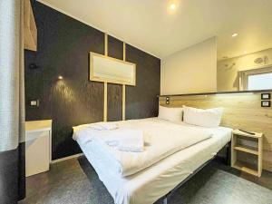 Holiday Home in Wackersdorf mit Whirlpool- Terrasse und Grill by Interhome