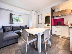 Holiday Home WA104 by Interhome