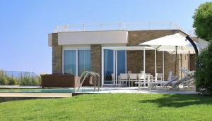 Charming Villa in Roccamare