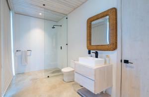 LuxVilla Sunset Beachfront Villa with Private Pool