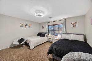 5BR 3BA Family friendly entire home w pool, spa, games, tvs, and more