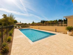Appartement Cosy 4 personnes avec piscine partager 5 min Centre St Rémy
