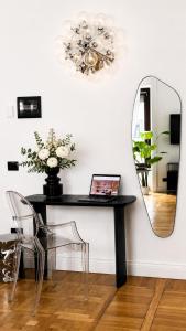 ComeCasa Sforza Chic Stay -10 Min Walk from DUOMO