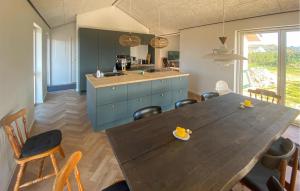 3 Bedroom Beautiful Home In Hjørring