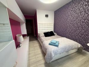 Glow Rooms
