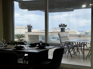 Evas Penthouse with private Swimming pool by ELDI