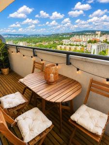 Skyline View Apartment