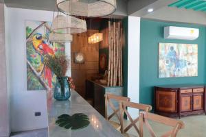 Villa de lujo con piscina, 6 hab, rooftop y BBQ