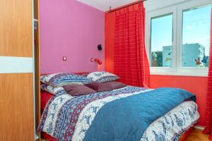Apartment Near City Center