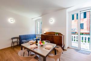 Central Apartment In Genova - Happy Rentals