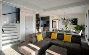 Villa Iva 4 Star Private Pool Villa with 3 Bedrooms