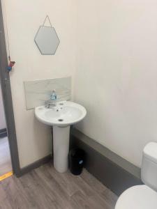 1 Bed Flat Close to Shops & City Centre