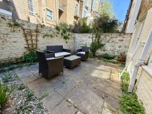 Cosy Stylish 2BR Garden Retreat, Pimlico Station