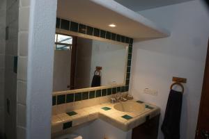 Large studio with private patio in Casa Cornucopia
