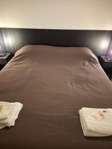Departamento céntrico para 4 personas con cochera en lugar a metros de consulado I T A L I A N O