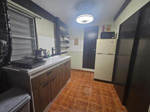 Ashford Avenue Studio - walk to Beach & Nightlife
