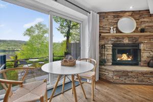 Lake & Mountain ViewsBrick FireplaceFree Shuttle