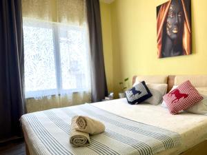 ANTALYA MERKEZ KALEİÇİ MUHTEŞEM TARİHİ KATTA OTANTİK daire