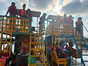 Destura floating Cottage little boracay CalatagaN Batangas