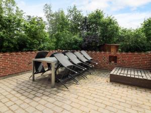 9 person holiday home in Hadsund
