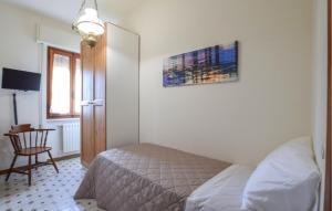 Nice Home In Forte Dei Marmi With Wifi