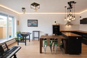 Big apartament, sauna, gril, Prague 8