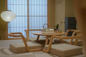 ROSE House Modern Japanese Style Entire House Tatami Mat Room Hinoki Bath Convenient Access to Namba and USJ