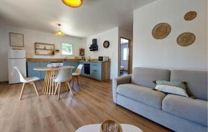 1 Bedroom Nice Home In La Tremblade
